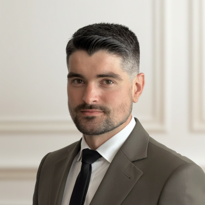 Prawnik Mateusz Dryja